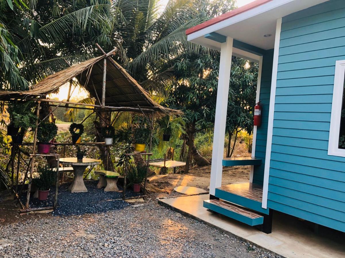 In Love Resort Chai Nat Exterior foto